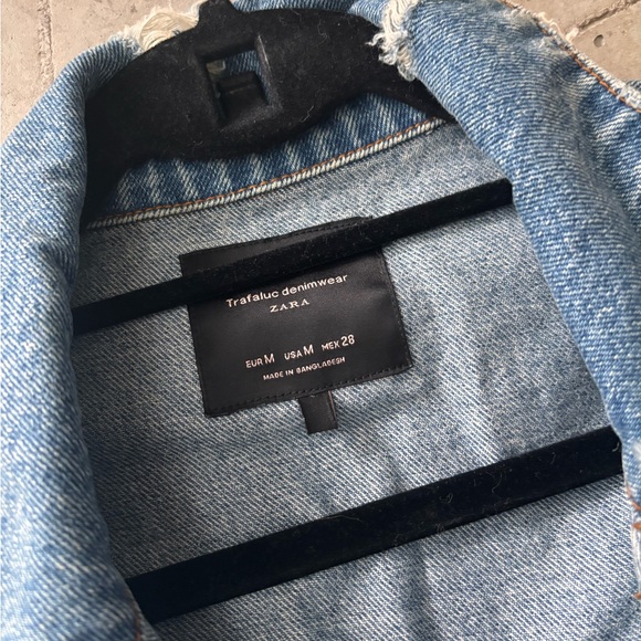 Zara Light Blue Distressed Denim Jacket - Picture 2 of 3